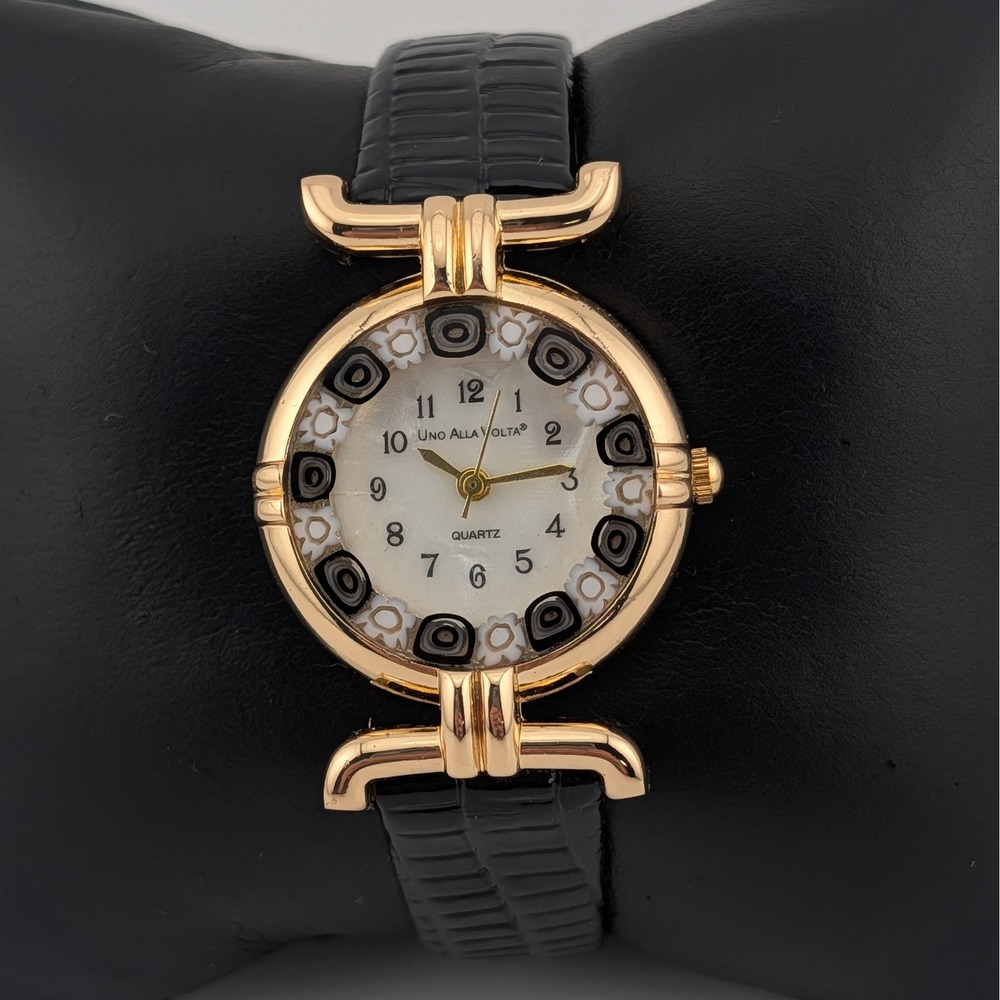 Uno Alla Volta Murano Glass MOP Dial Watch‎ Gold Tone Black Strap Italy 28mm